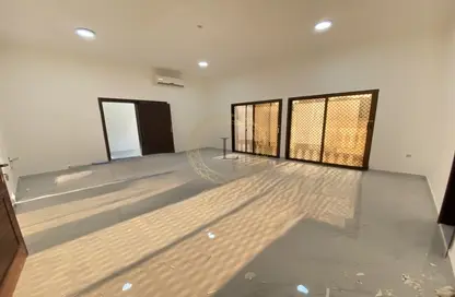 شقة - 3 غرف نوم - 4 حمامات للايجار في المرايجب - الجيمي - العين