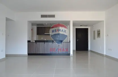Apartment - 2 Bedrooms - 2 Bathrooms for rent in Tower 10 - Al Reef Downtown - Al Reef - Abu Dhabi
