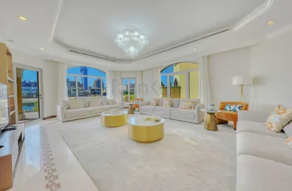 Villa - 5 Bedrooms - 6 Bathrooms for rent in Garden Homes Frond C - Garden Homes - Palm Jumeirah - Dubai