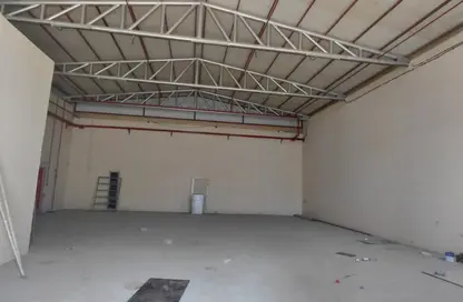 Warehouse - Studio for rent in Umm Al Thuoob - Umm Al Quwain
