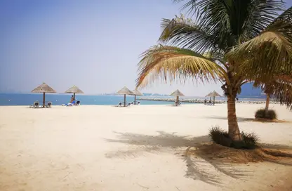 شقة - غرفة نوم - 2 حمامات للايجار في ياقوت - باب البحر - جزيرة المرجان - رأس الخيمة
