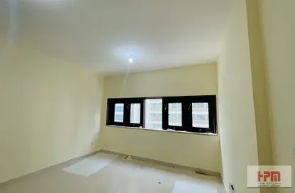 Apartment - 2 Bedrooms - 2 Bathrooms for rent in Al Hosn - Al Khalidiya - Abu Dhabi