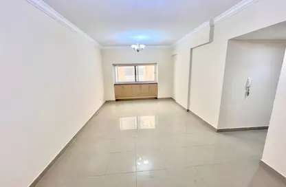 Apartment - 2 Bedrooms - 2 Bathrooms for rent in Muwaileh 29 Building - Muwaileh - Sharjah