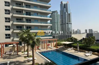 شقة - غرفة نوم - 2 حمامات للايجار في اكا ريزيدنس - قرية الجميرا سركل - دبي