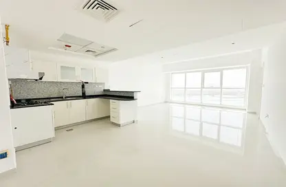 Apartment - 1 Bedroom - 2 Bathrooms for sale in Marina Bay by DAMAC - Najmat Abu Dhabi - Al Reem Island - Abu Dhabi