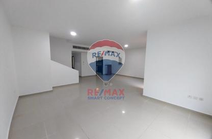 Villa - 5 Bedrooms - 6 Bathrooms for sale in Arabian Style - Al Reef Villas - Al Reef - Abu Dhabi