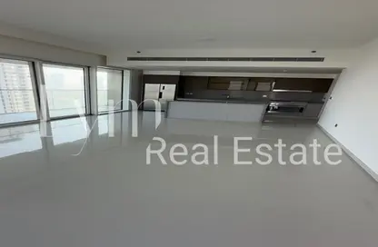 Apartment - 3 Bedrooms - 3 Bathrooms for sale in Grand Bleu Tower 1 - EMAAR Beachfront - Dubai Harbour - Dubai