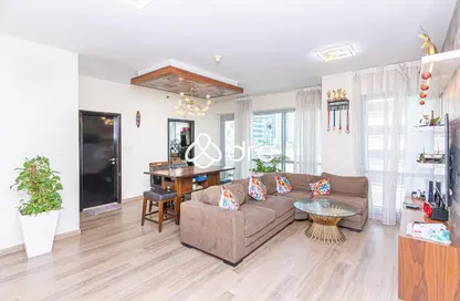 Apartment - 3 Bedrooms - 2 Bathrooms for sale in La Riviera - Dubai Marina - Dubai