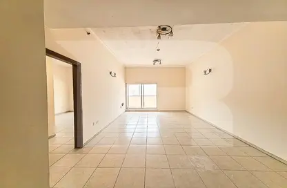 Apartment - 2 Bedrooms - 2 Bathrooms for rent in Sunrise Building - Al Nahda 2 - Al Nahda - Dubai