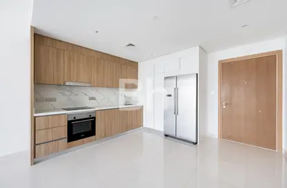 Apartment - 2 Bedrooms - 2 Bathrooms for rent in Beach Vista - EMAAR Beachfront - Dubai Harbour - Dubai
