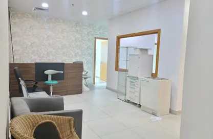 Office Space - Studio - 2 Bathrooms for rent in Capital Golden Tower - Business Bay - Dubai