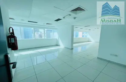 صورة لـ غرفة فارغة مكتب - استوديو - 1 حمام للايجار في مركز ياس للأعمال - البرشاء 1 - البرشاء - دبي ، صورة رقم 1
