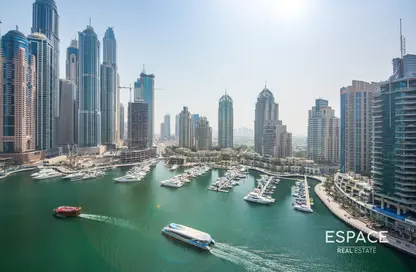 Apartment - 3 Bedrooms - 4 Bathrooms for rent in Marina Tower - Dubai Marina - Dubai