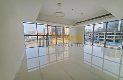 Apartment - 2 Bedrooms - 3 Bathrooms for rent in Zee Zee Tower - Al Barsha 1 - Al Barsha - Dubai
