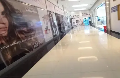Shop - Studio for rent in Al Wasl Center - Sheikh Zayed Road - Dubai