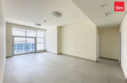 Apartment - 2 Bedrooms - 3 Bathrooms for sale in Marina Arcade Tower - Dubai Marina - Dubai
