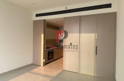 Apartment - Studio - 1 Bathroom for rent in Binghatti Phoenix - Jumeirah Village Circle - Dubai Apartment - Studio - 1 Bathroom for rent in Binghatti Phoenix - Jumeirah Village Circle - Dubai