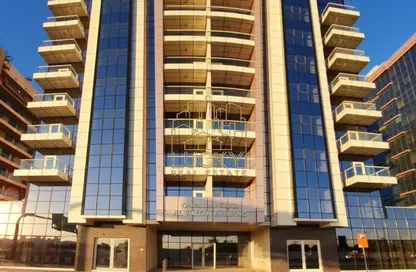 Office Space - Studio - 4 Bathrooms for rent in AL Sultan Building - Al Qusais Industrial Area - Al Qusais - Dubai