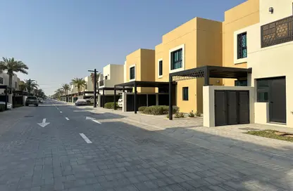 Townhouse - 3 Bedrooms - 4 Bathrooms for sale in Sharjah Sustainable City - Sharjah