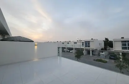 Townhouse - 3 Bedrooms - 5 Bathrooms for rent in Centaury - The Roots DAMAC Hills 2 - Damac Hills 2 - Dubai