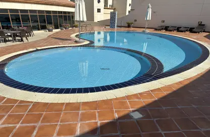 Villa - 3 Bedrooms - 4 Bathrooms for rent in Ministries Complex - Khalifa Park - Eastern Road - Abu Dhabi