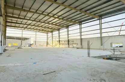 Warehouse - Studio - 2 Bathrooms for rent in Industrial Zone - Dubai Industrial City - Dubai