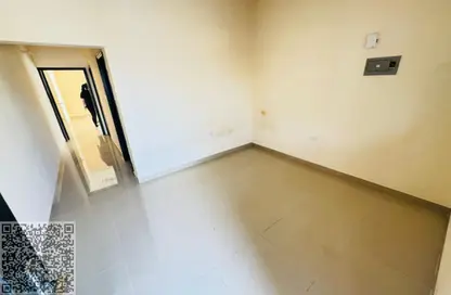 شقة - غرفة نوم - 1 حمام للايجار في فندق كراون بالاس - الراشدية 1 - الراشدية - عجمان