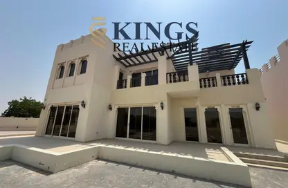 فيلا - 4 غرف نوم - 5 حمامات للايجار في فلل قرية الحمرا - قرية الحمرا - رأس الخيمة