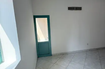 Apartment - 2 Bedrooms - 2 Bathrooms for rent in Al Khan Lagoon Tower - Al Khan Lagoon - Al Khan - Sharjah