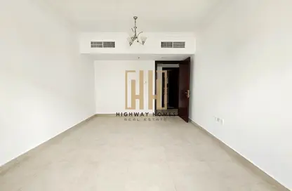 Apartment - 2 Bedrooms - 2 Bathrooms for rent in Muwaileh 29 Building - Muwaileh - Sharjah