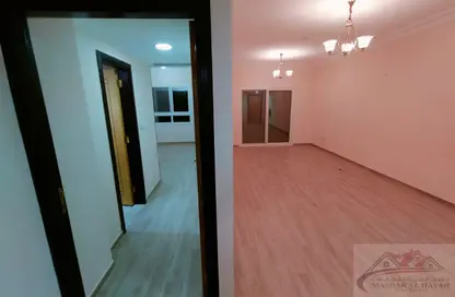 Apartment - 1 Bedroom - 2 Bathrooms for rent in Muwaileh 29 Building - Muwaileh - Sharjah