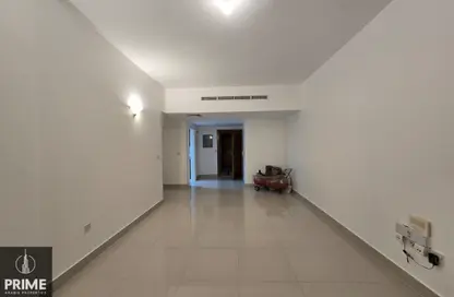 Apartment - 1 Bedroom - 1 Bathroom for rent in Danat Tower A - Danat Towers - Muroor Area - Abu Dhabi