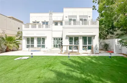 Villa - 5 Bedrooms - 5 Bathrooms for rent in Meadows 9 - Meadows - Dubai