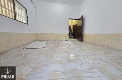 Apartment - Studio - 1 Bathroom for rent in Al Muroor Building - Sultan Bin Zayed the First Street - Muroor Area - Abu Dhabi