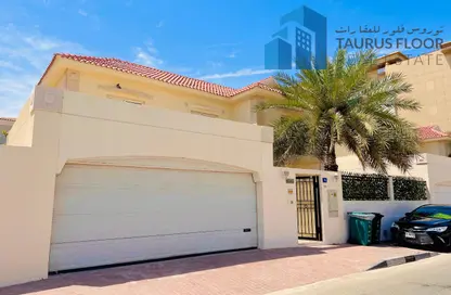 فيلا - 5 غرف نوم - 6 حمامات للايجار في فلل الجميرا 1 - جميرا 1 - جميرا - دبي