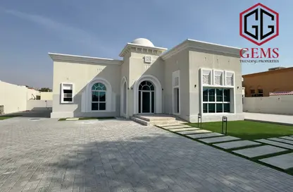Villa - 4 Bedrooms - 5 Bathrooms for rent in Al Khawaneej 2 - Al Khawaneej - Dubai