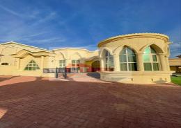 Villa - 5 bedrooms - 7 bathrooms for rent in Al Dhait South - Al Dhait - Ras Al Khaimah