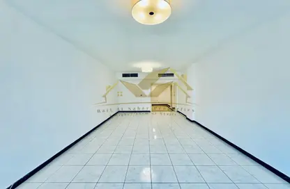 Apartment - 3 Bedrooms - 4 Bathrooms for rent in Mankhool - Bur Dubai - Dubai