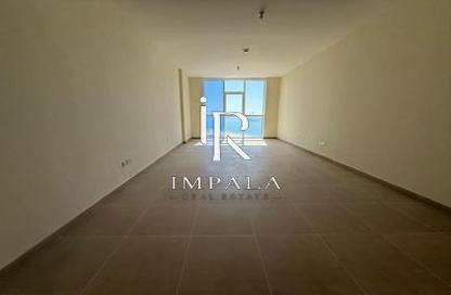 Apartment - 3 Bedrooms - 5 Bathrooms for rent in Corniche Road - Abu Dhabi