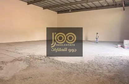 Warehouse - Studio - 1 Bathroom for rent in Umm Al Thuoob - Umm Al Quwain