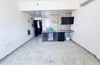 Apartment - Studio - 1 Bathroom for rent in Fire Station Road - Muwaileh - Sharjah