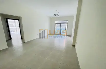 Apartment - 2 Bedrooms - 2 Bathrooms for rent in Al Barsha 1 - Al Barsha - Dubai