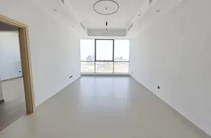 Apartment - 1 Bedroom - 2 Bathrooms for rent in La Plage Tower - Al Mamzar - Sharjah - Sharjah