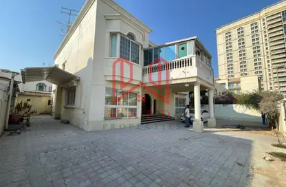 فيلا - 5 غرف نوم - 7 حمامات للايجار في فلل الجميرا 1 - جميرا 1 - الجميرا - دبي فيلا - 5 غرف نوم - 7 حمامات للايجار في فلل الجميرا 1 - جميرا 1 - الجميرا - دبي