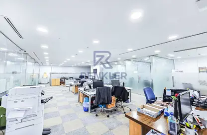 Fitted | Furnished | Middle Floor | Great Deal