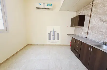 Apartment - Studio - 1 Bathroom for rent in Fire Station Road - Muwaileh - Sharjah