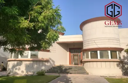 Villa - 4 Bedrooms - 5 Bathrooms for rent in Al Warqa'a 2 - Al Warqa'a - Dubai