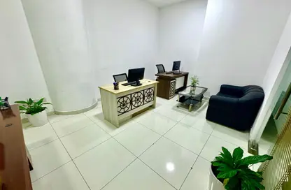 مكتب - استوديو - 1 حمام للايجار في الفجر كومبلكس - عود ميثاء - بر دبي - دبي
