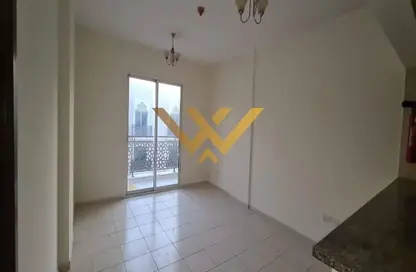 شقة - غرفة نوم - 2 حمامات للايجار في اي سي 1 اماراتي 09 - طراز إماراتي - المدينة العالمية - دبي شقة - غرفة نوم - 2 حمامات للايجار في اي سي 1 اماراتي 09 - طراز إماراتي - المدينة العالمية - دبي