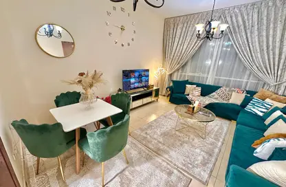 Apartment - 1 Bedroom - 2 Bathrooms for rent in Beach Tower 1 - Al Khan Lagoon - Al Khan - Sharjah